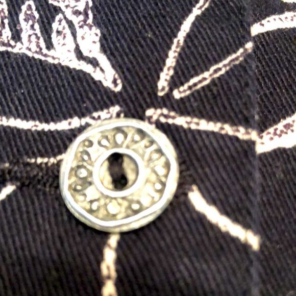 Chico’s button Jacket beautiful black and white patches of ferns leaves flowers - Picture 7 of 13